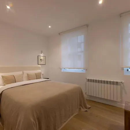 Coruna Flat 2